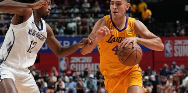 夏季联赛中的顶级球星！湖人锋线投手还能够重返NBA赛场吗？